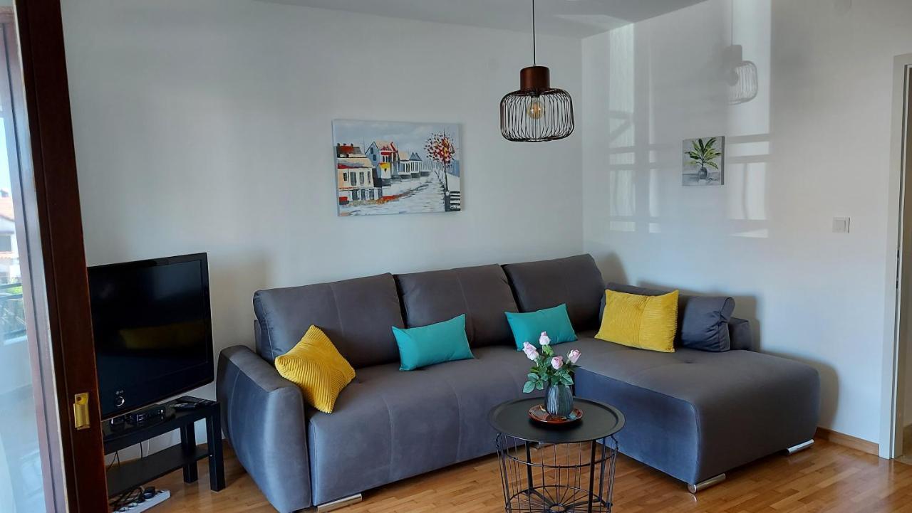 Apartments Nina, Pinta & Santa Maria Nova Vas  Екстер'єр фото