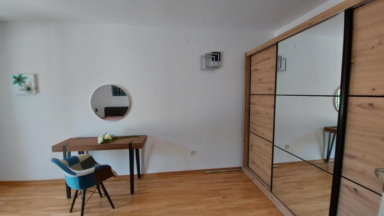 Apartments Nina, Pinta & Santa Maria Nova Vas  Екстер'єр фото