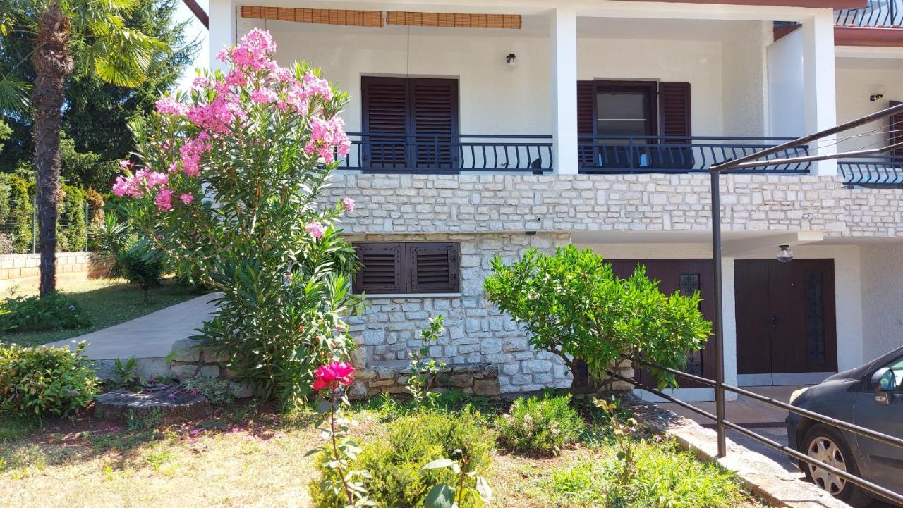 Apartments Nina, Pinta & Santa Maria Nova Vas  Екстер'єр фото